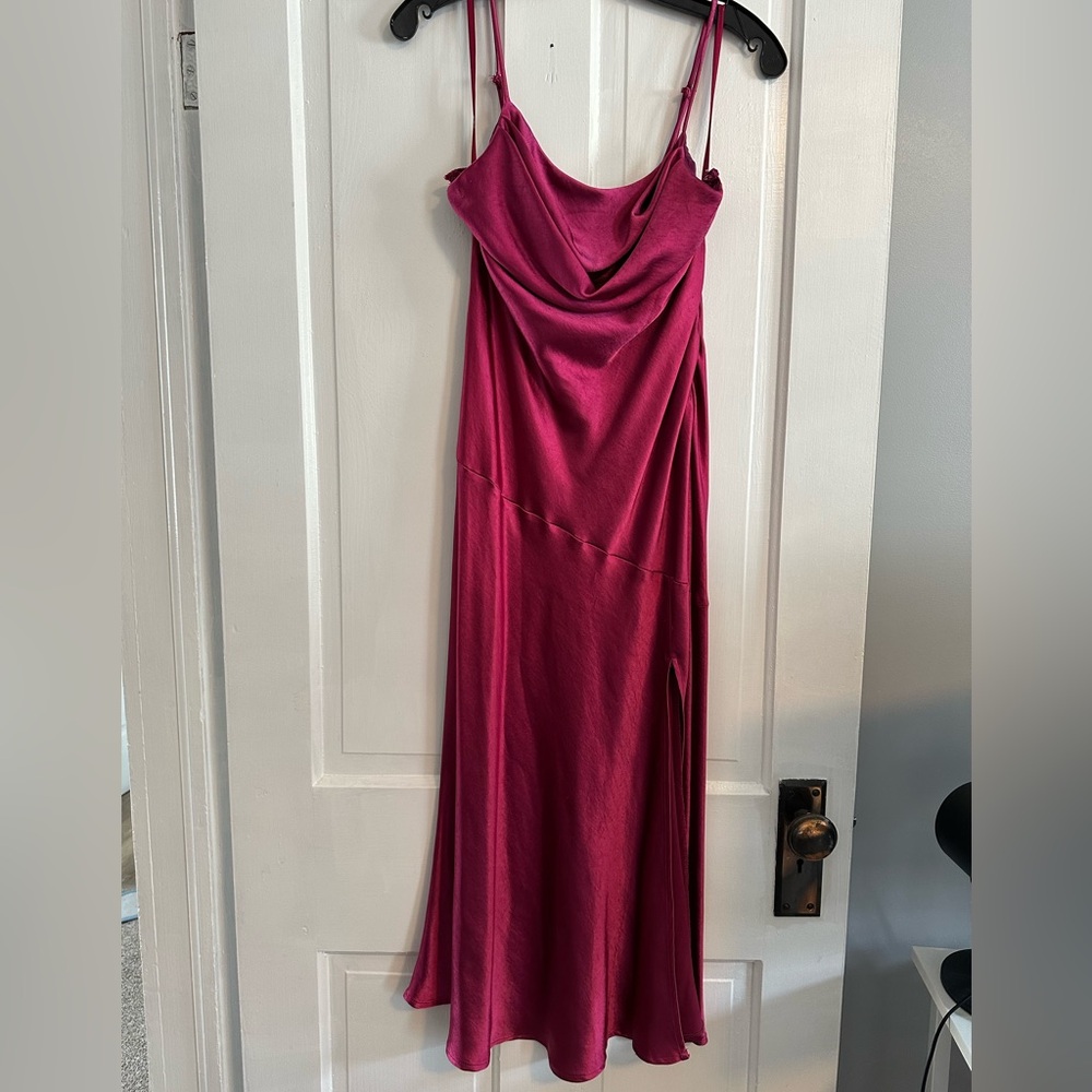 Selfie Leslie Well Versed Pleated Bust Midi Dress